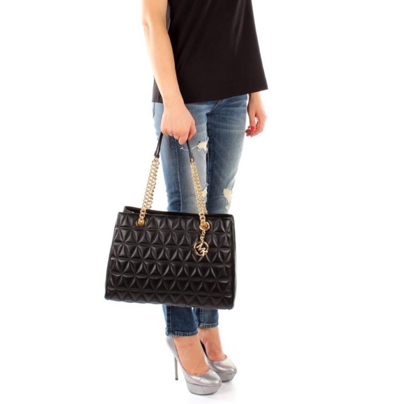 NWOT Michael Kors QuilTed leAthEr toTe 🎩🔥🌹 - Picture 4 of 7